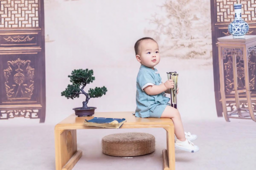 枝江宝宝汗毛重怎么办